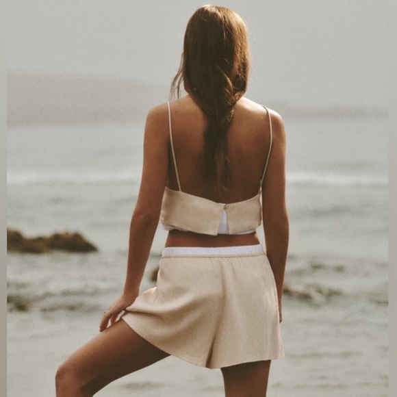 Co-Ord Satin Effect Short Set - Picture 3 of 9